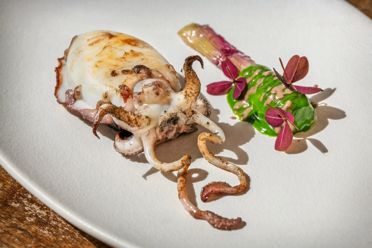 Capasanta scottata-broccoletto e macchetto di acciuga